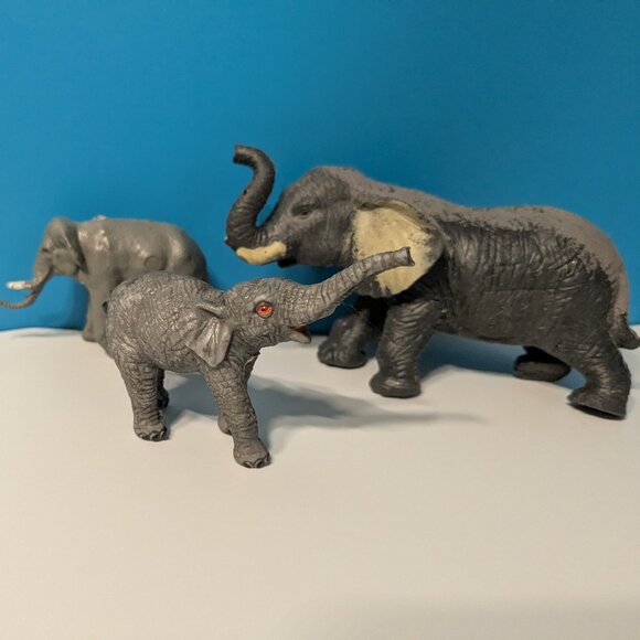 Wild Toy Animals Bundle 43 pieces - Picture 11 of 16